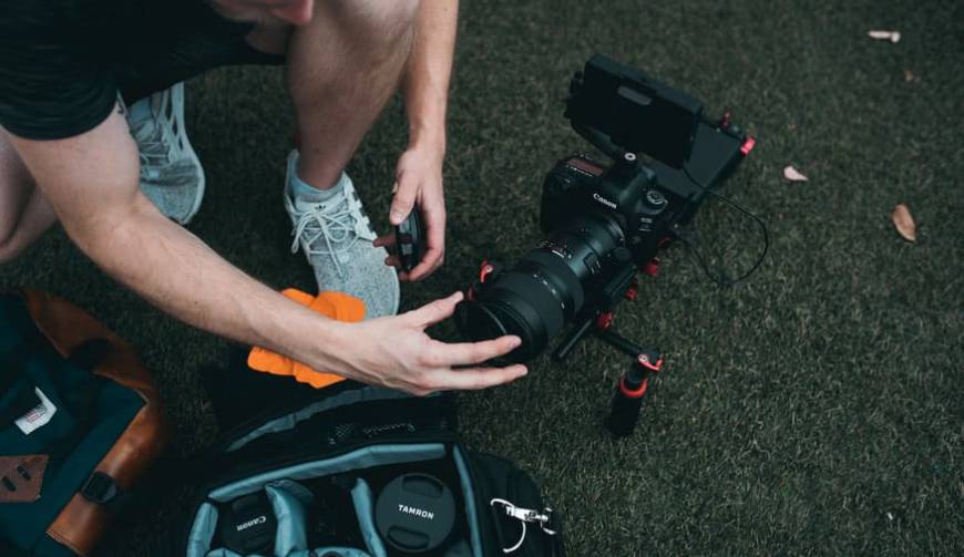 色彩心理学×动态美学，岚山区产品视频拍摄公司唤醒感官冲击力